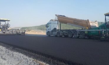 Ağrı Tutak Kaymakamlığı Köy Yolları Asfaltlama Çalışmaları