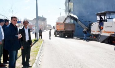 Konya Belediyesi ilçe ve şehir içi yol asfalt çalışmaları